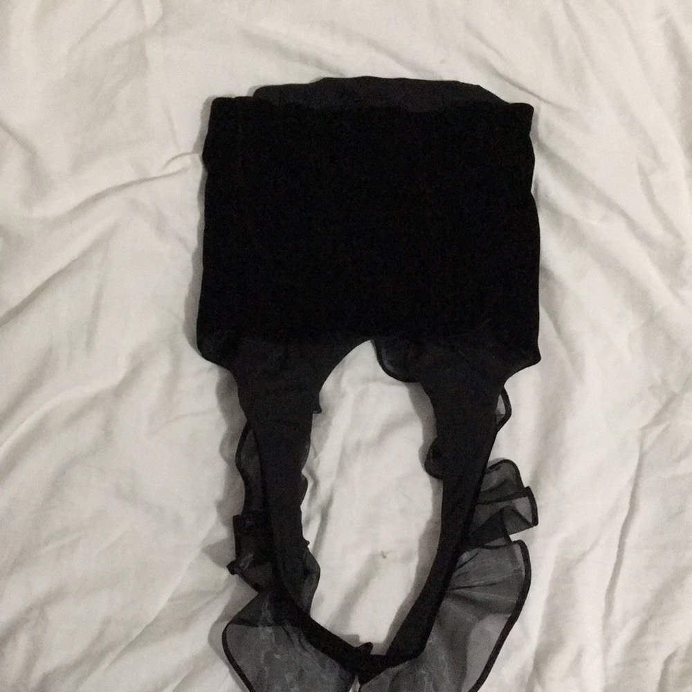 Halter Top - Picture 2 of 2